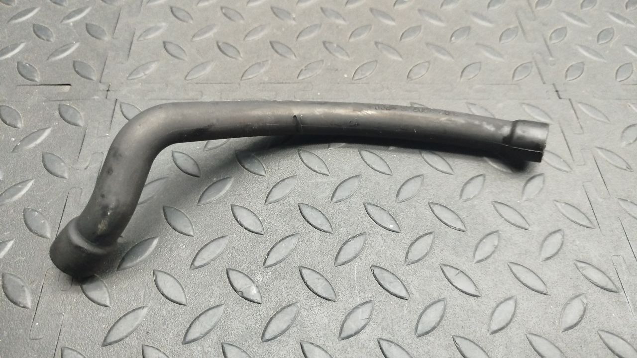 Патрубок картерных газов Mercedes C/W203 2000-2008