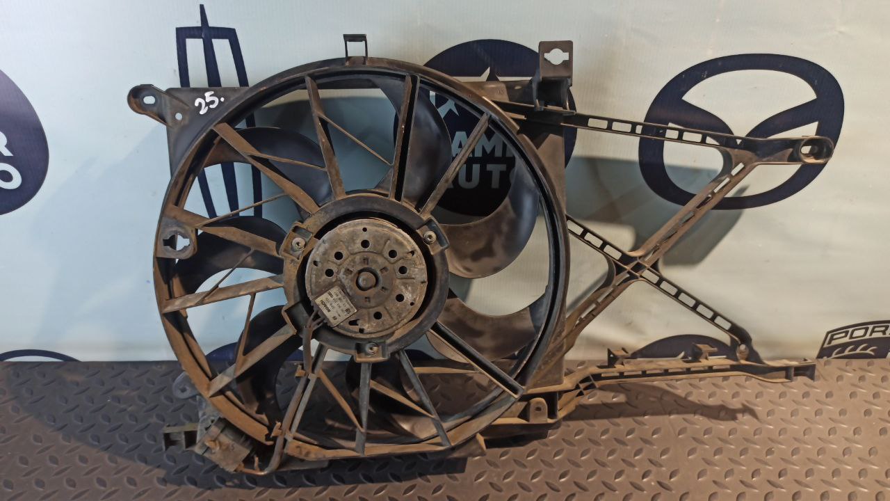 Вентилятор радиатора Opel Zafira/B 2005-2014