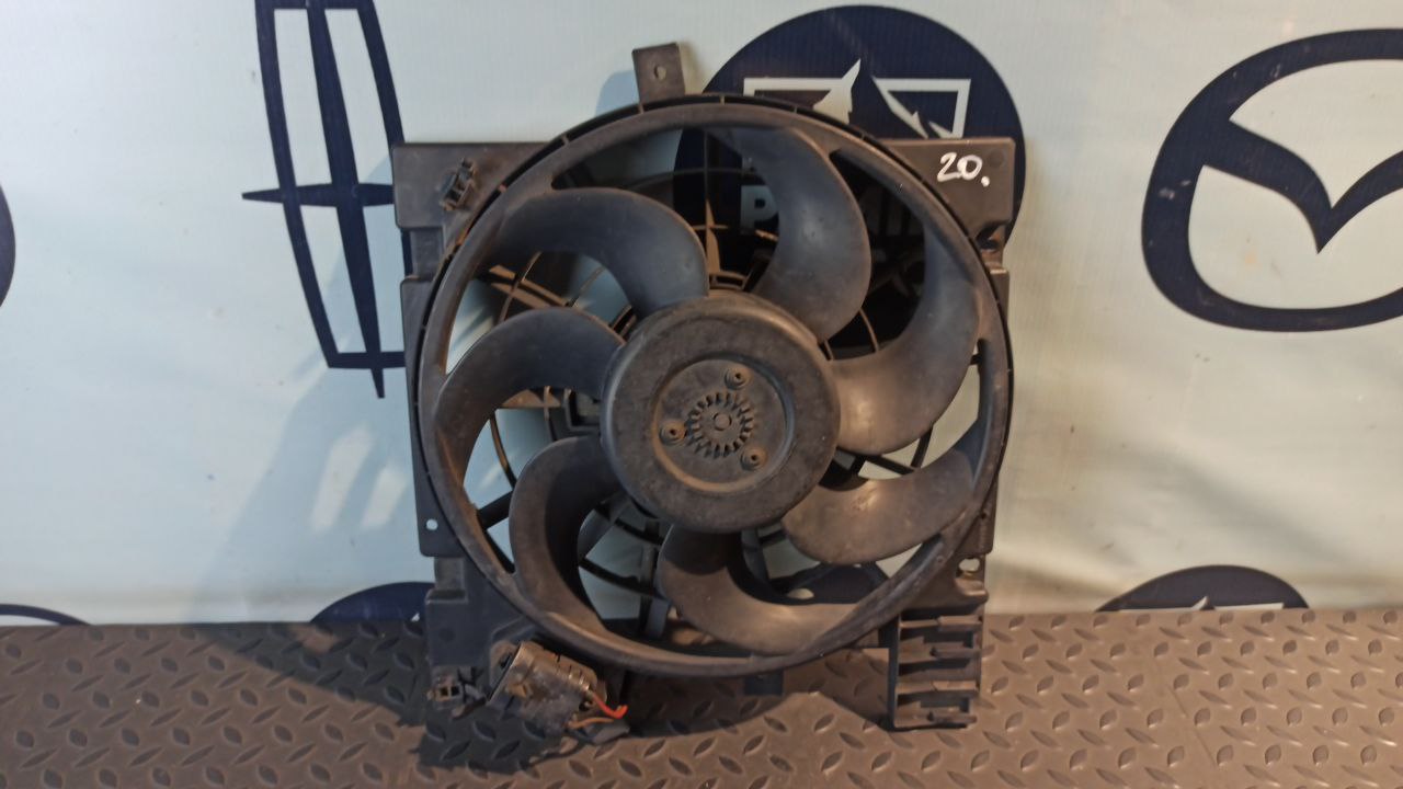 Вентилятор радиатора кондиционера Opel Zafira/B 2005-2014