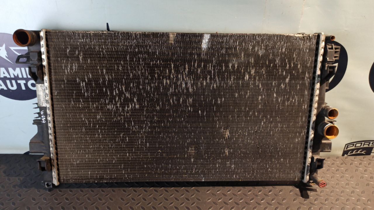 Радиатор ОЖ Mercedes Vito/W639 2003-2014