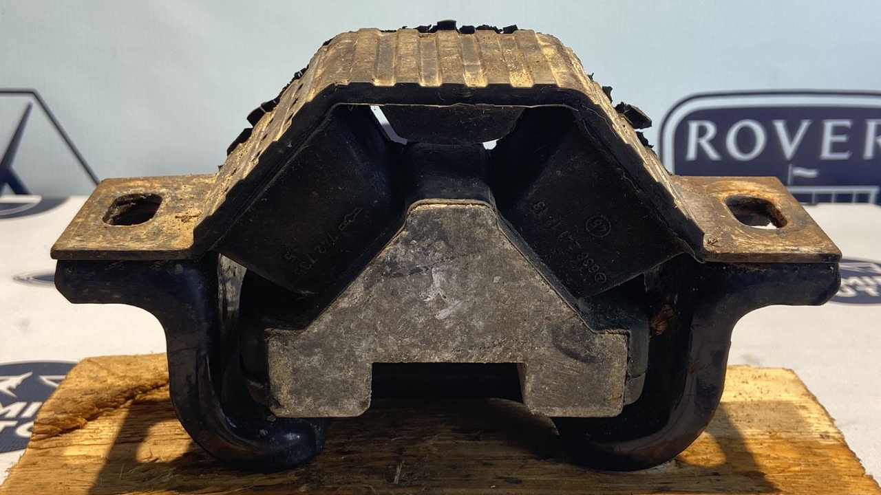 Опора двигателя Mercedes Vito/W638 1996-2003