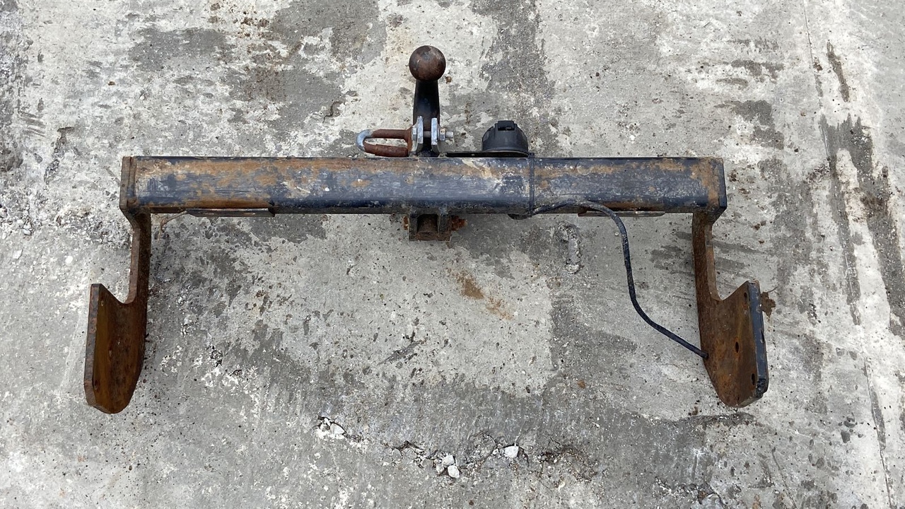 Фаркоп Mercedes Vito/W638 1996-2003