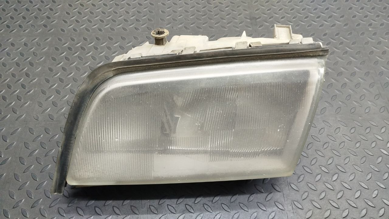 Фара левая Mercedes C/W202 1993-2001