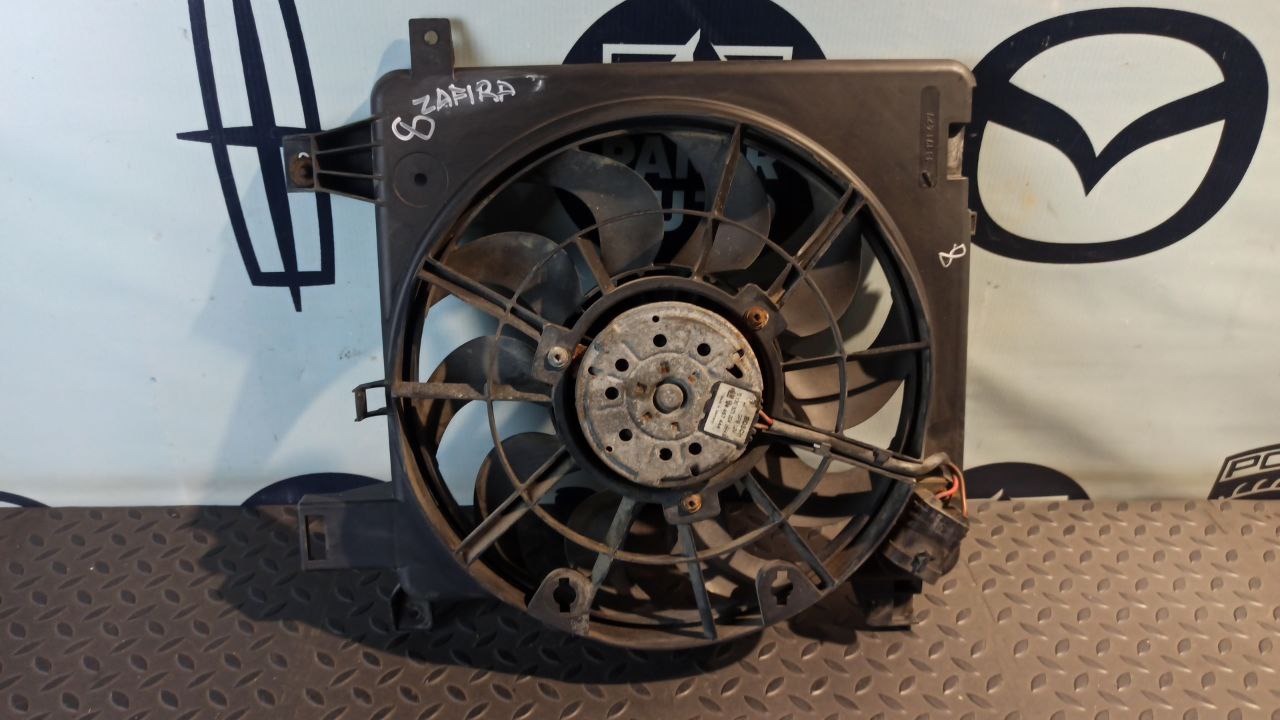 Вентилятор радиатора Opel Zafira/B 2005-2014