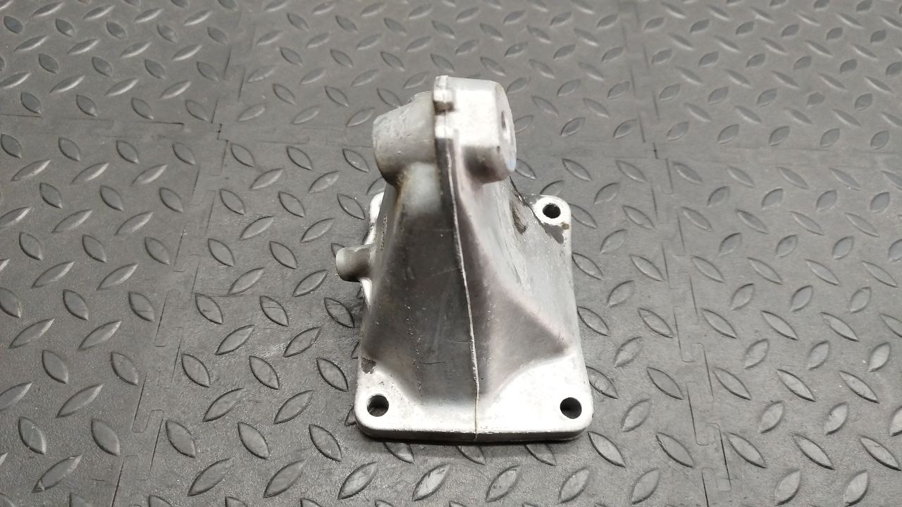 Кронштейн двигателя Mercedes C/W202 1993-2001