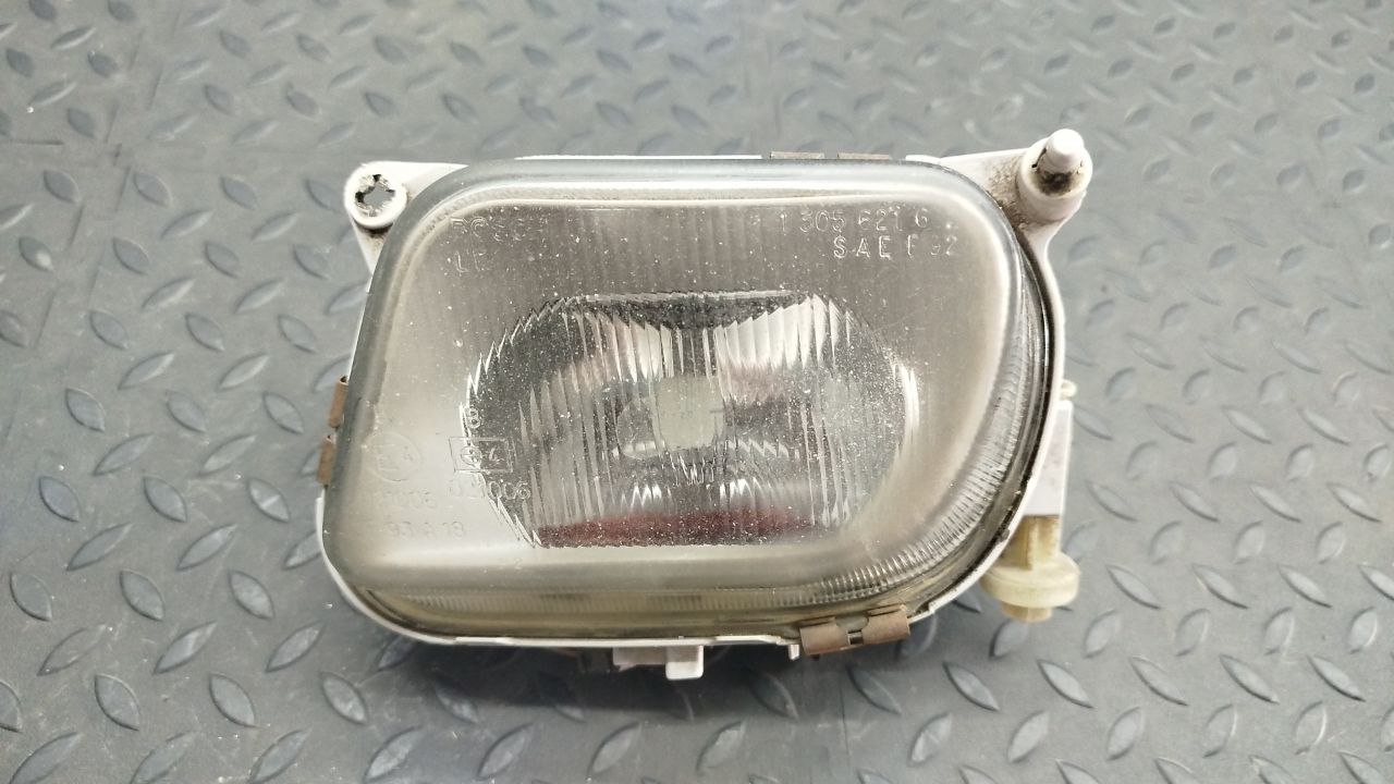 Фара противотуманная левая Mercedes E/W210 1995-2003