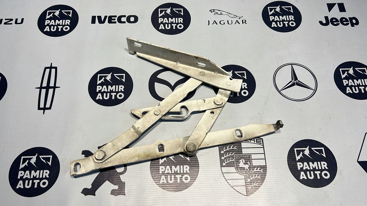 Петля капота правая Mercedes Vito/W638 1996-2003