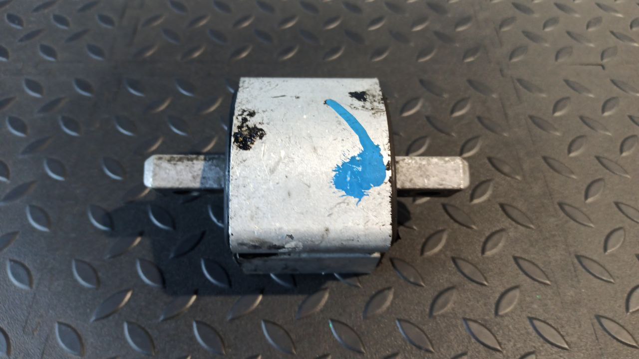 Опора КПП Mercedes C/W203 2000-2008