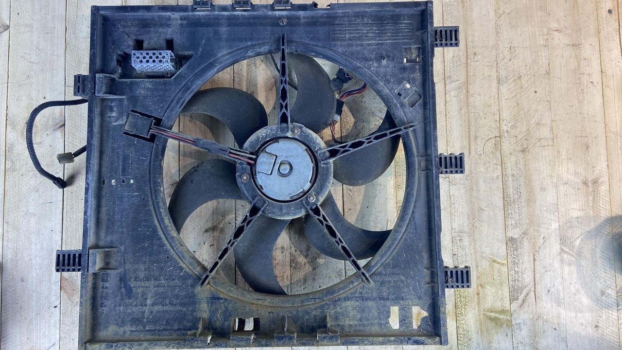 Вентилятор радиатора Mercedes Vito/W638 1996-2003