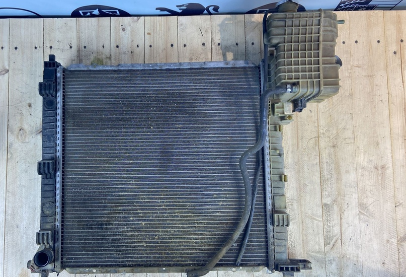 Радиатор ОЖ Mercedes Vito/W638 1996-2003