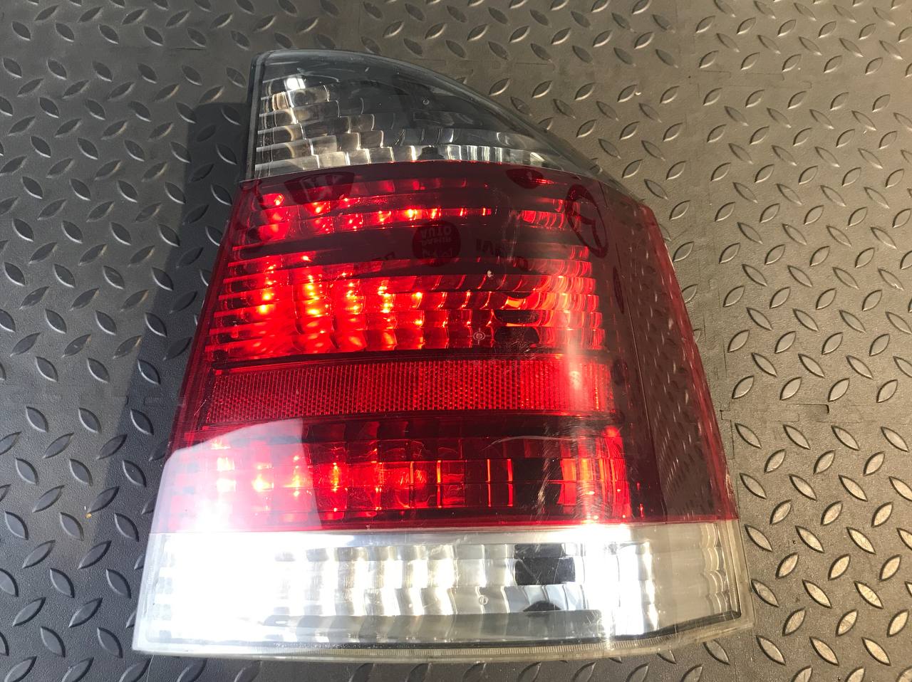 Фонарь задний правый Opel Vectra/C 2002-2008