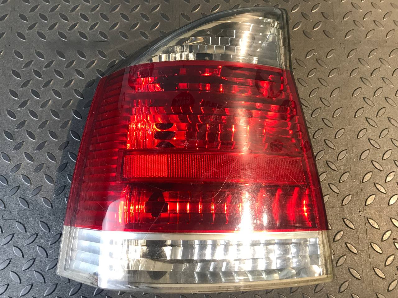 Фонарь задний левый Opel Vectra/C 2002-2008