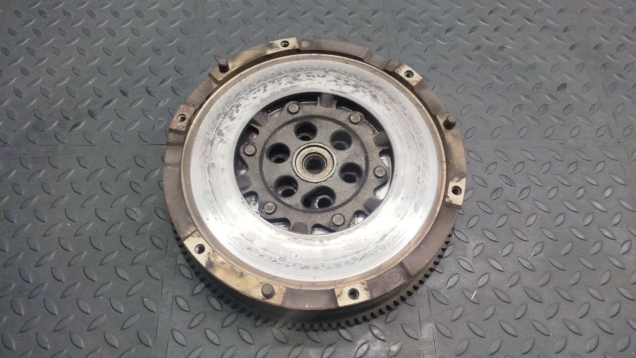 Маховик BMW 3/E90 2004-2013