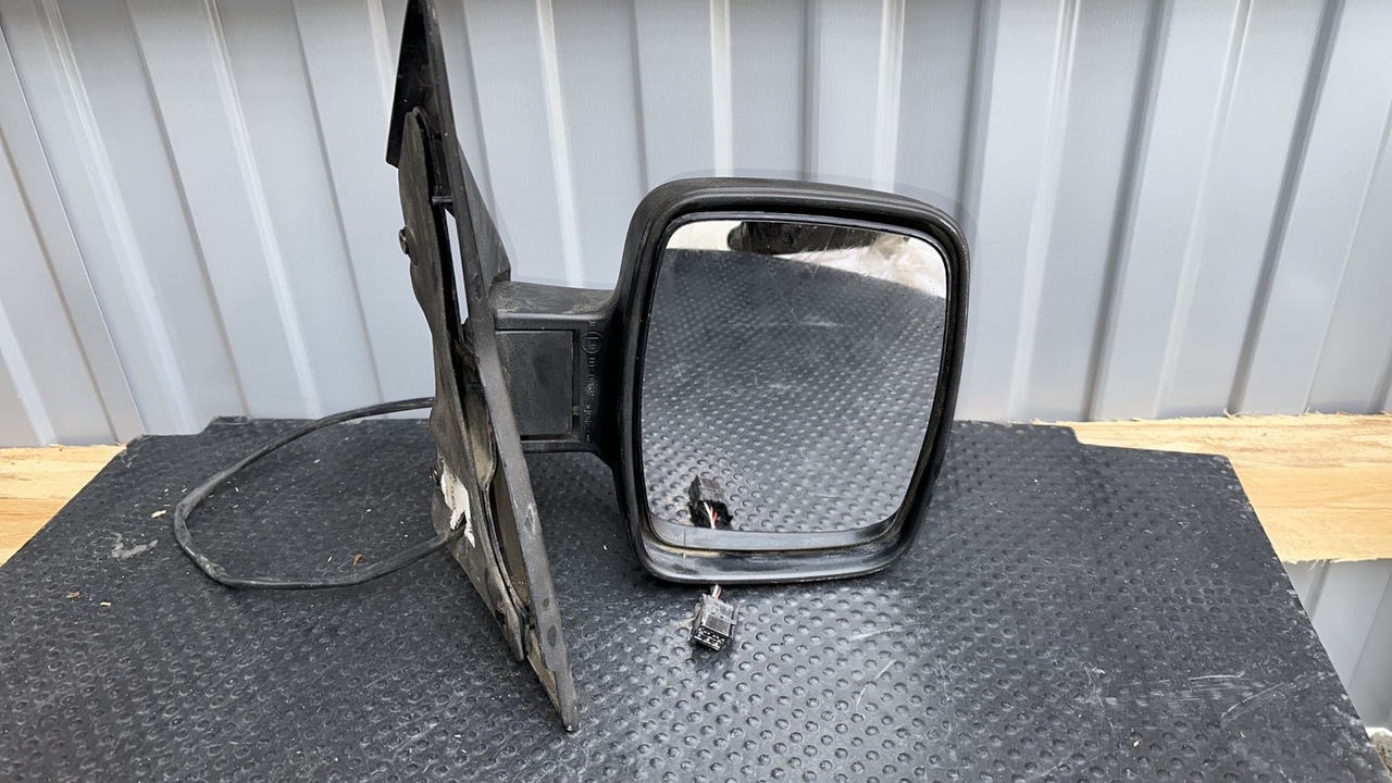 Зеркало правое Mercedes Vito/W638 1996-2003