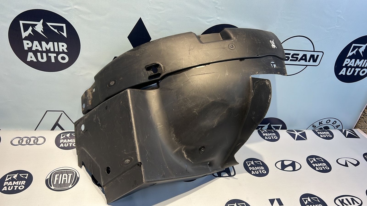 Локер (Подкрылок) задний левый Opel Vivaro/A 2001-2014