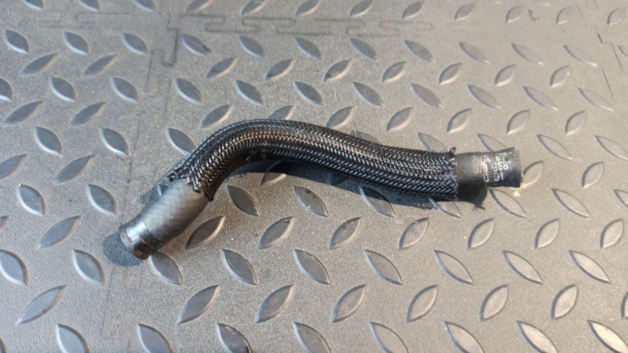 Шланг топливный Mercedes C/W203 2000-2008