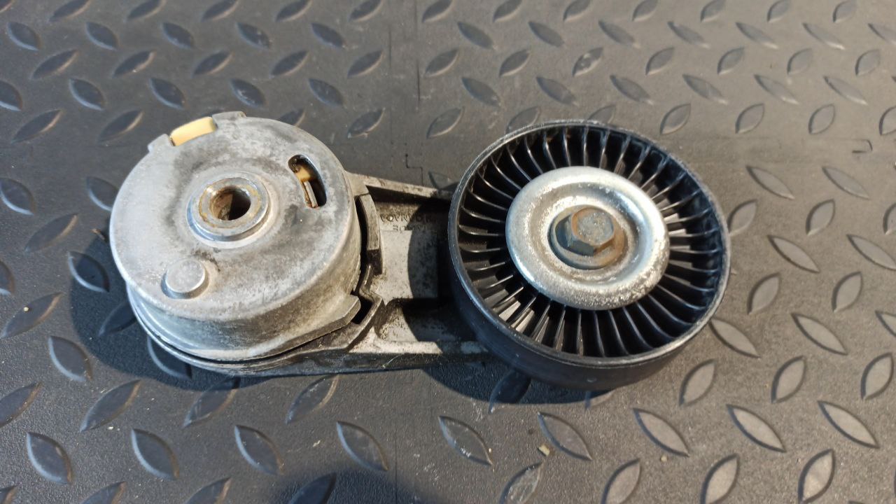 Натяжитель ремня Opel Vectra/C 2002-2008