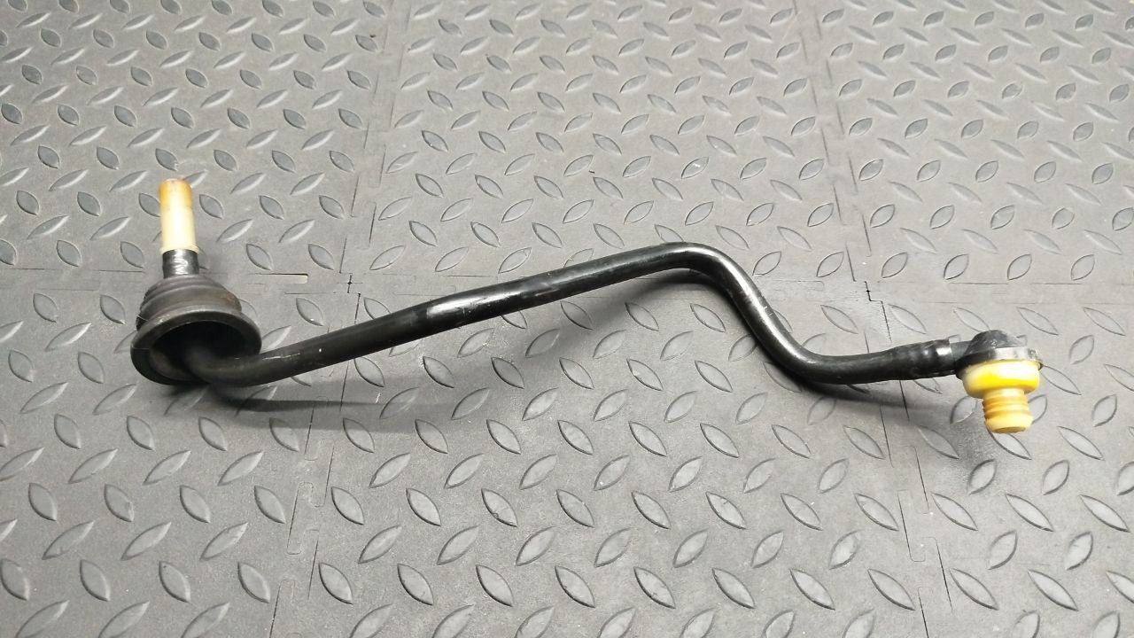 Трубка вакуумная Mercedes C/W202 1993-2001