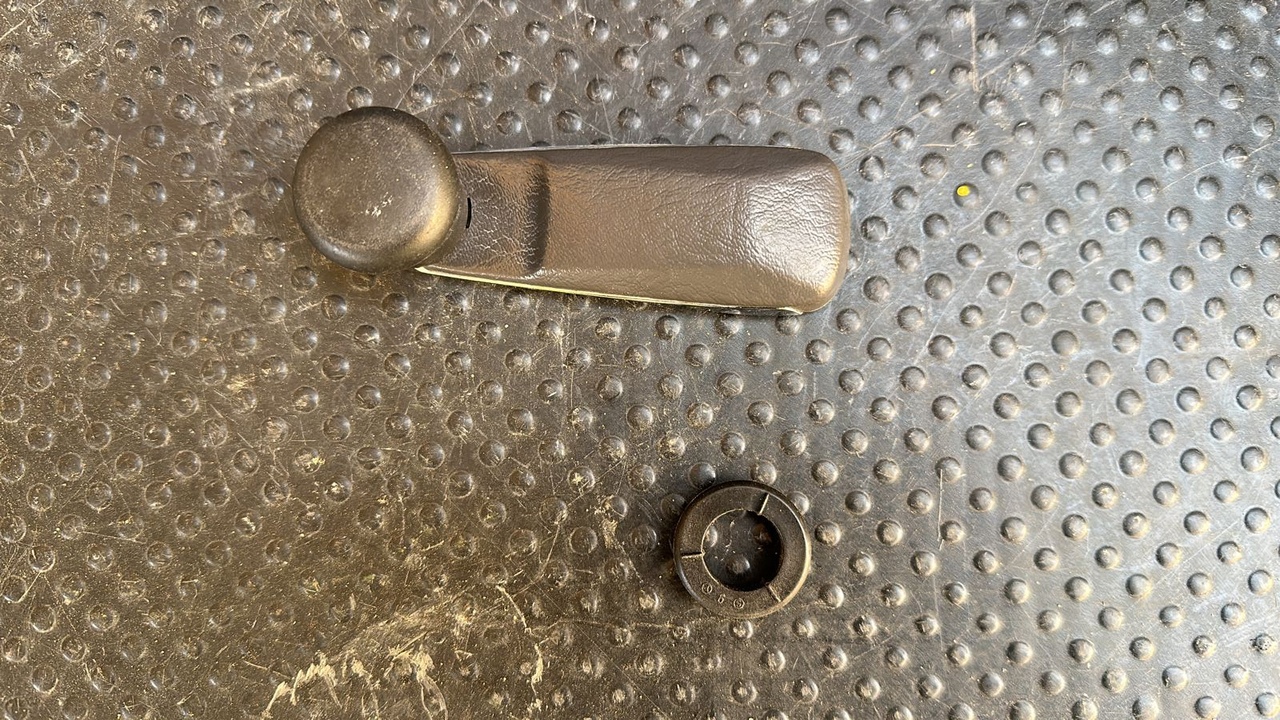 Ручка стеклоподъемника Mercedes Vito/W638 1996-2003