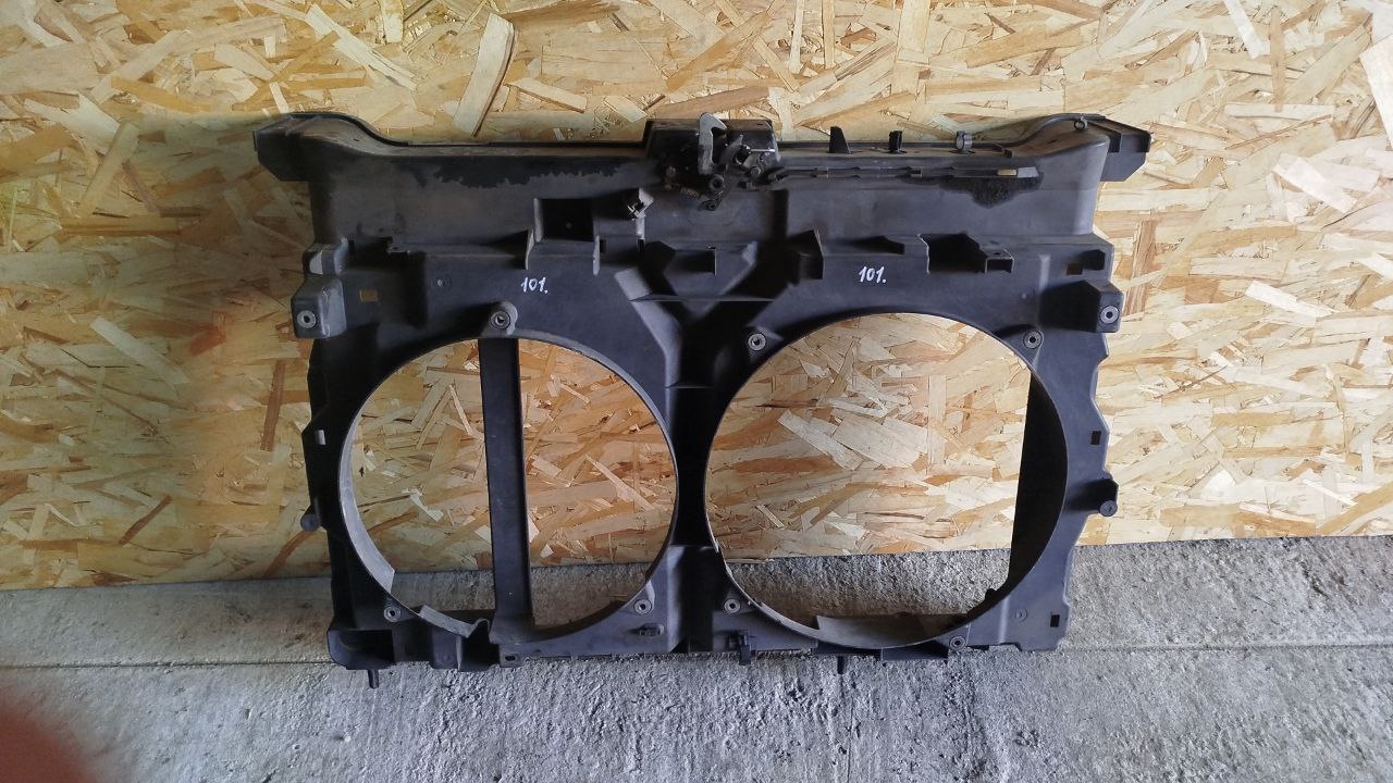 Диффузор вентилятора Peugeot Expert/2 2007-2016