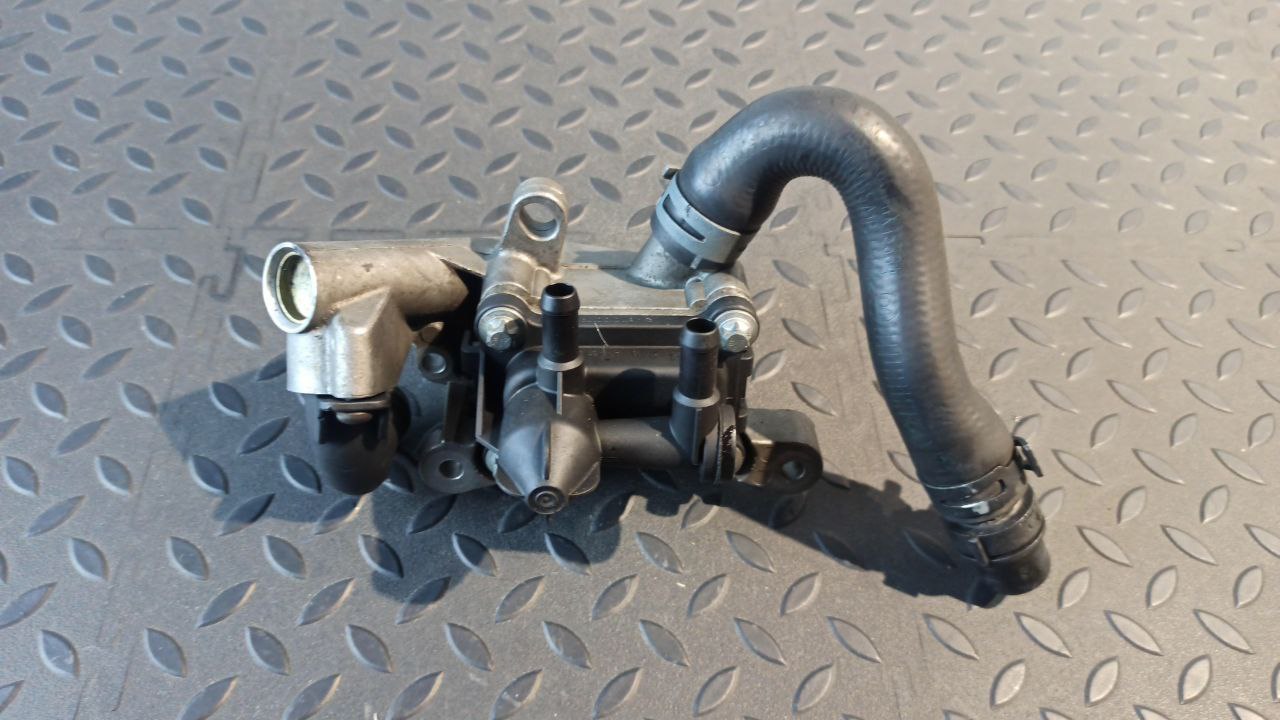 Радиатор топливный Mercedes C/W203 2000-2008