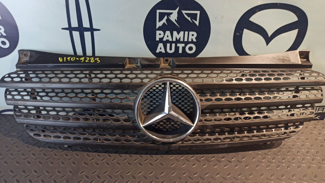 Решетка радиатора Mercedes Vito/W639 2003-2014