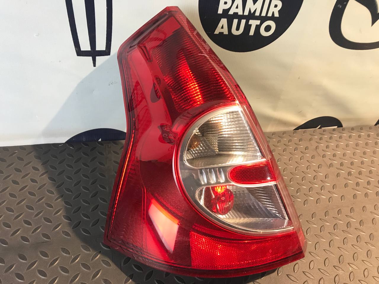 Фонарь задний левый Renault Sandero 2009-2014