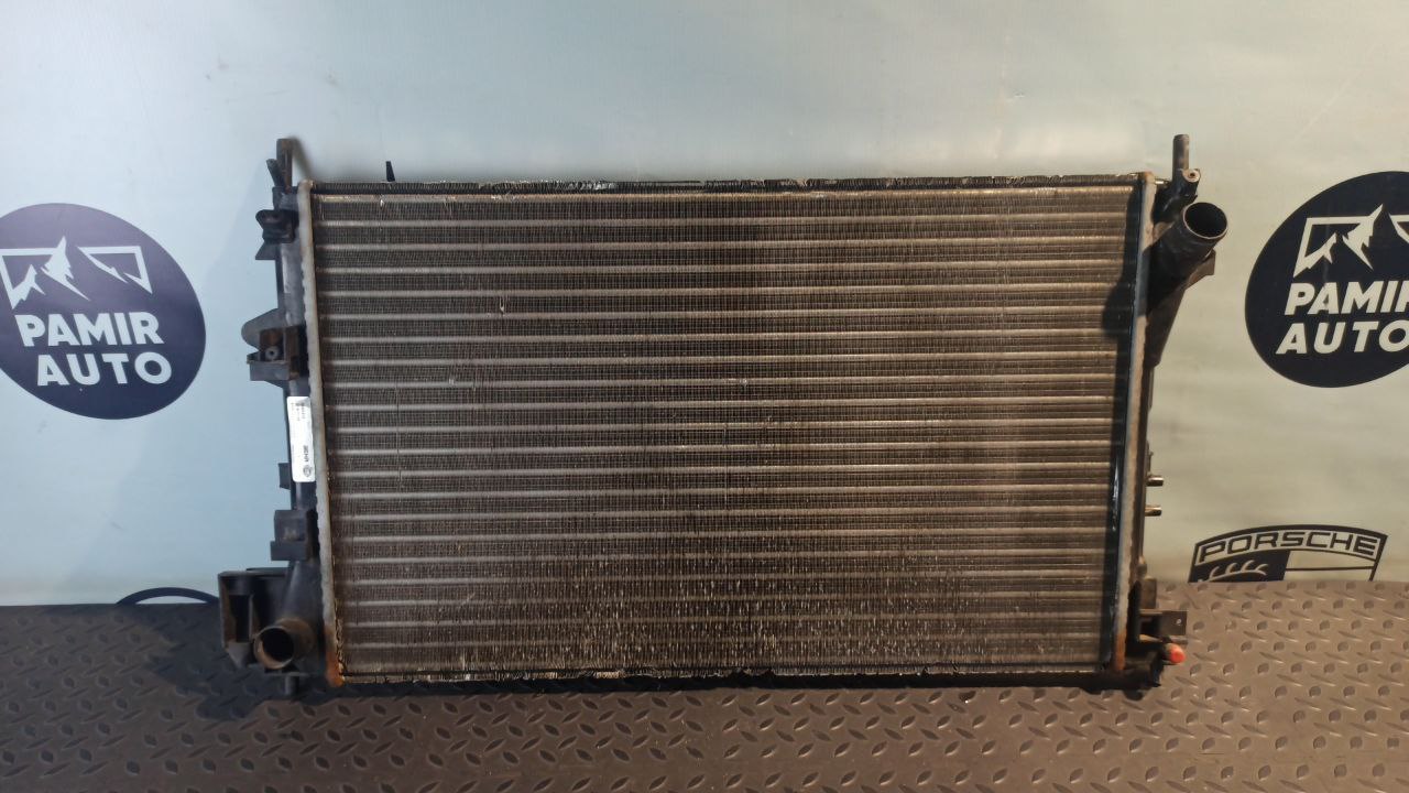 Радиатор ОЖ Opel Vectra/C 2002-2008