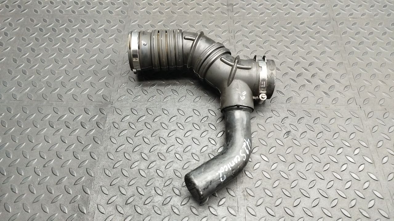 Патрубок воздушного фильтра Renault Scenic/2 2003-2009