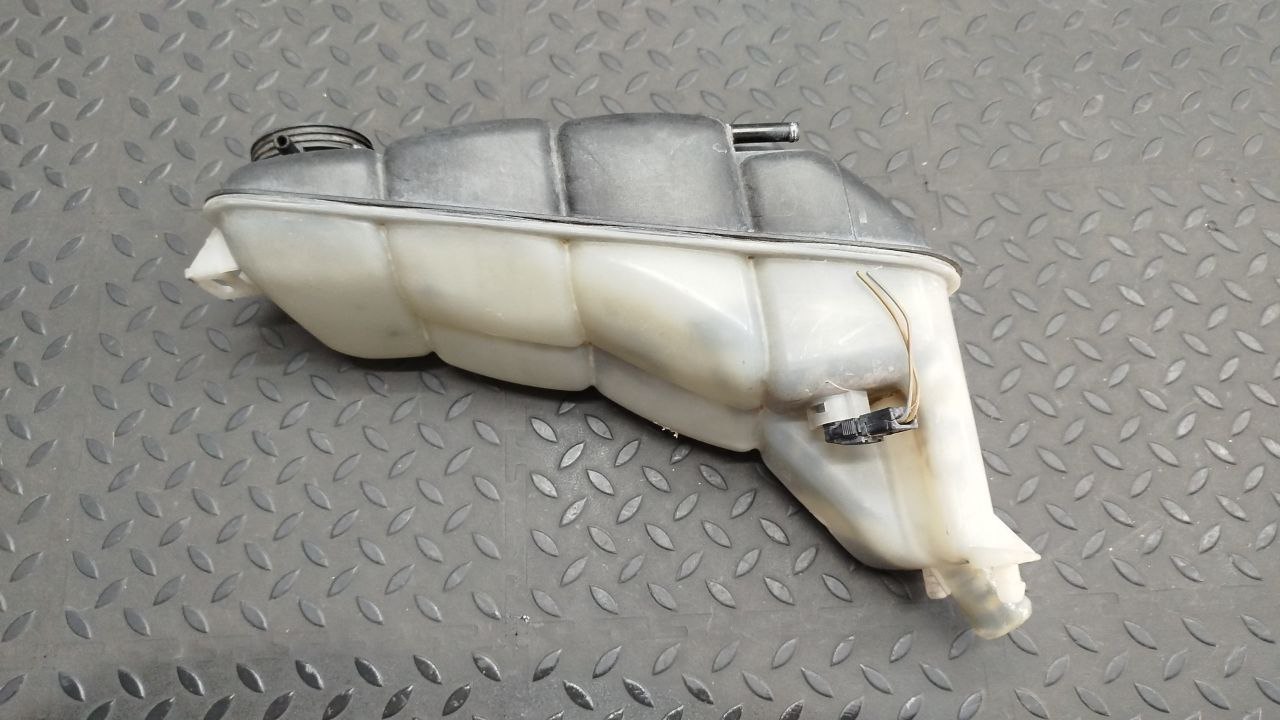 Бачок расширительный Mercedes E/W210 1995-2003