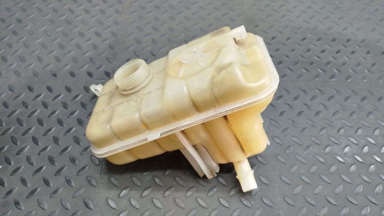 Бачок расширительный Citroen C5 2001-2008