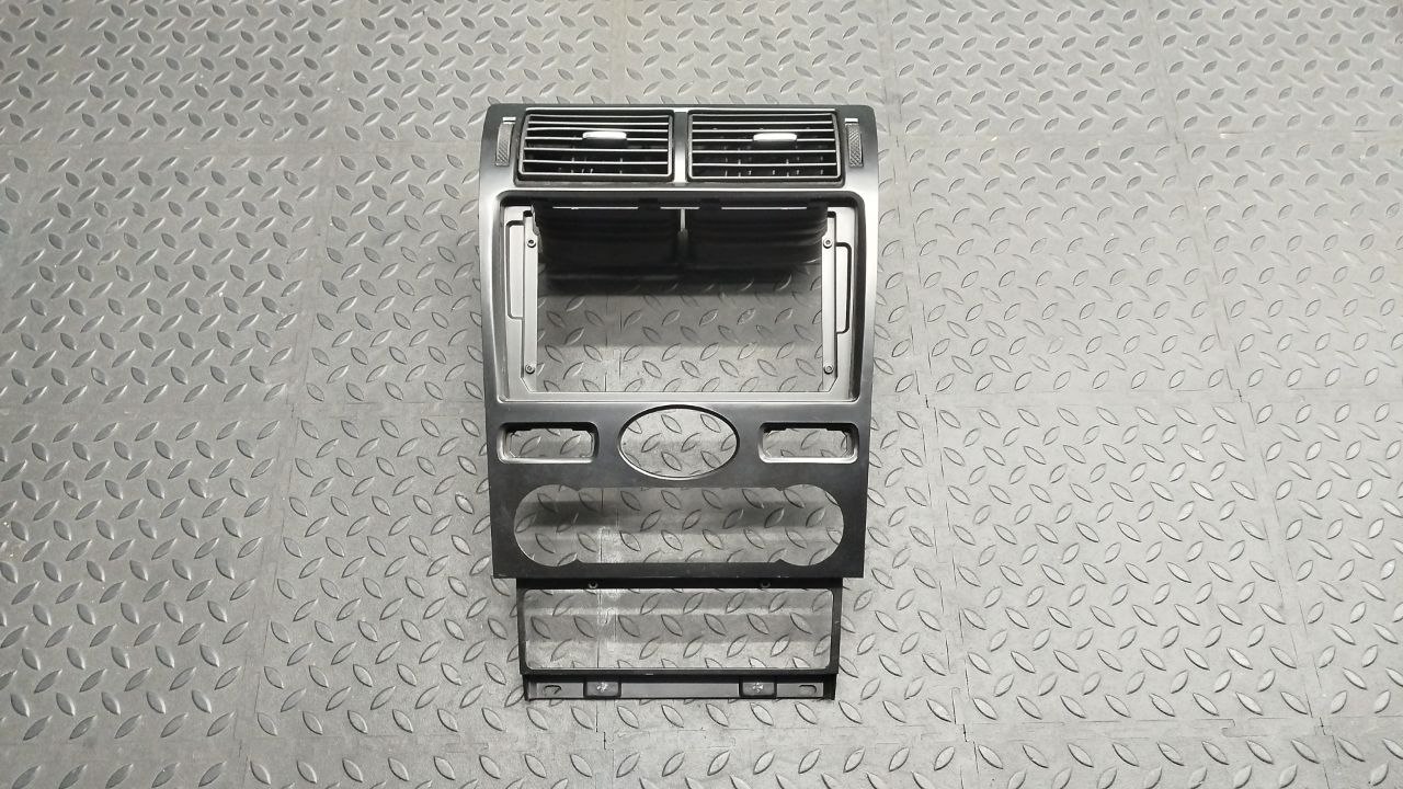 Накладка на торпедо Ford Mondeo/3 2000-2007