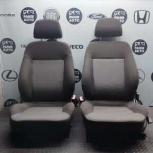 Сиденье переднее (Комплект) Opel Astra/H 2004-2014