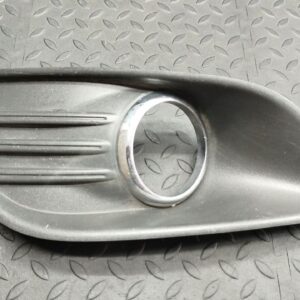 Решетка в бампер левая Ford Focus/2 2004-2011