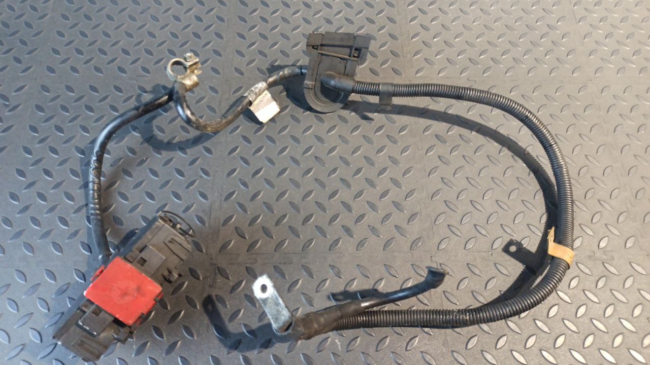 Клемма плюс Mercedes C/W203 2000-2008