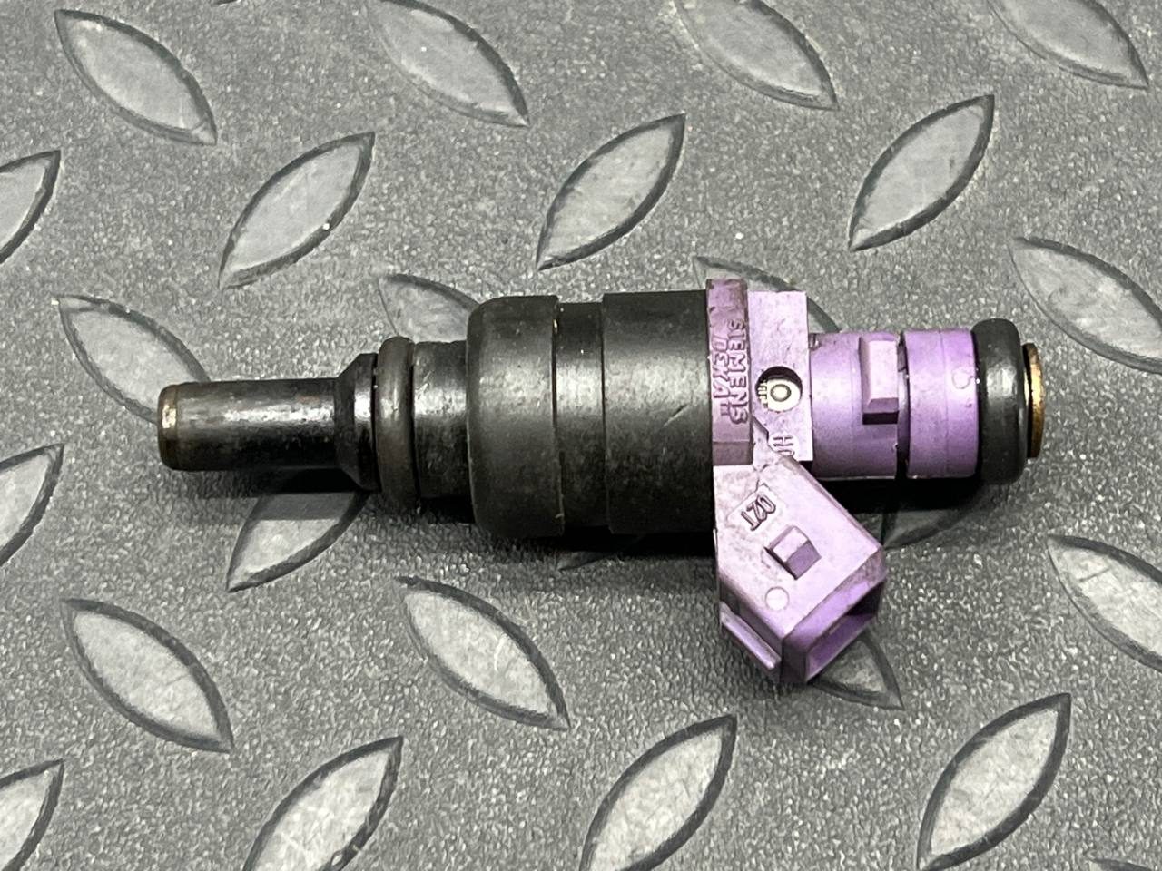 Форсунка бензиновая Mercedes SLK/R170 1996-2004