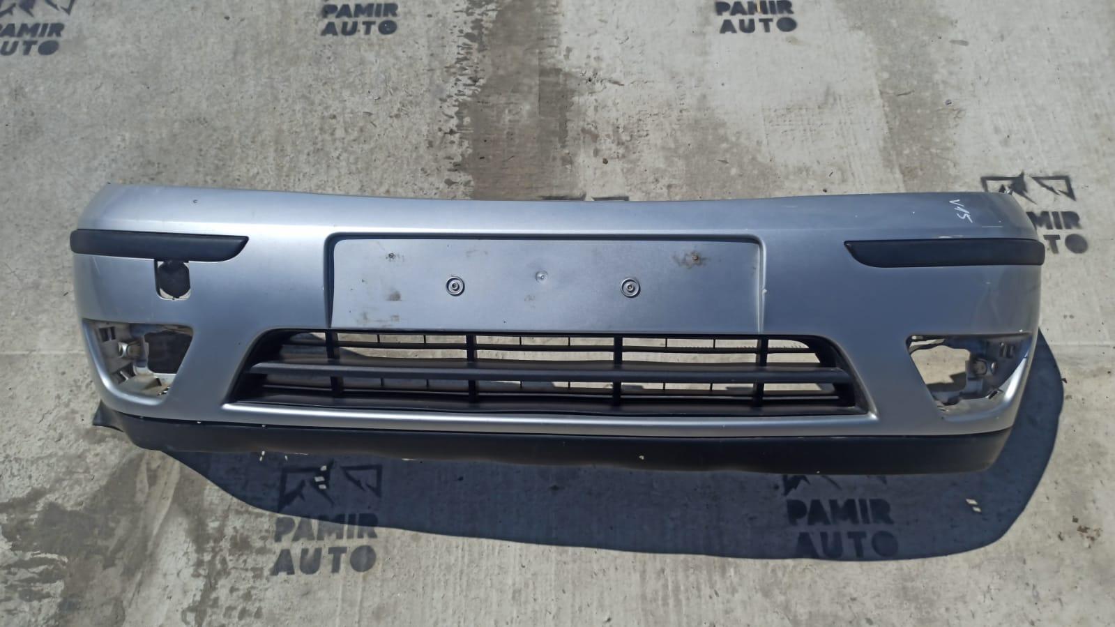 Бампер передний Ford Focus 1998-2007
