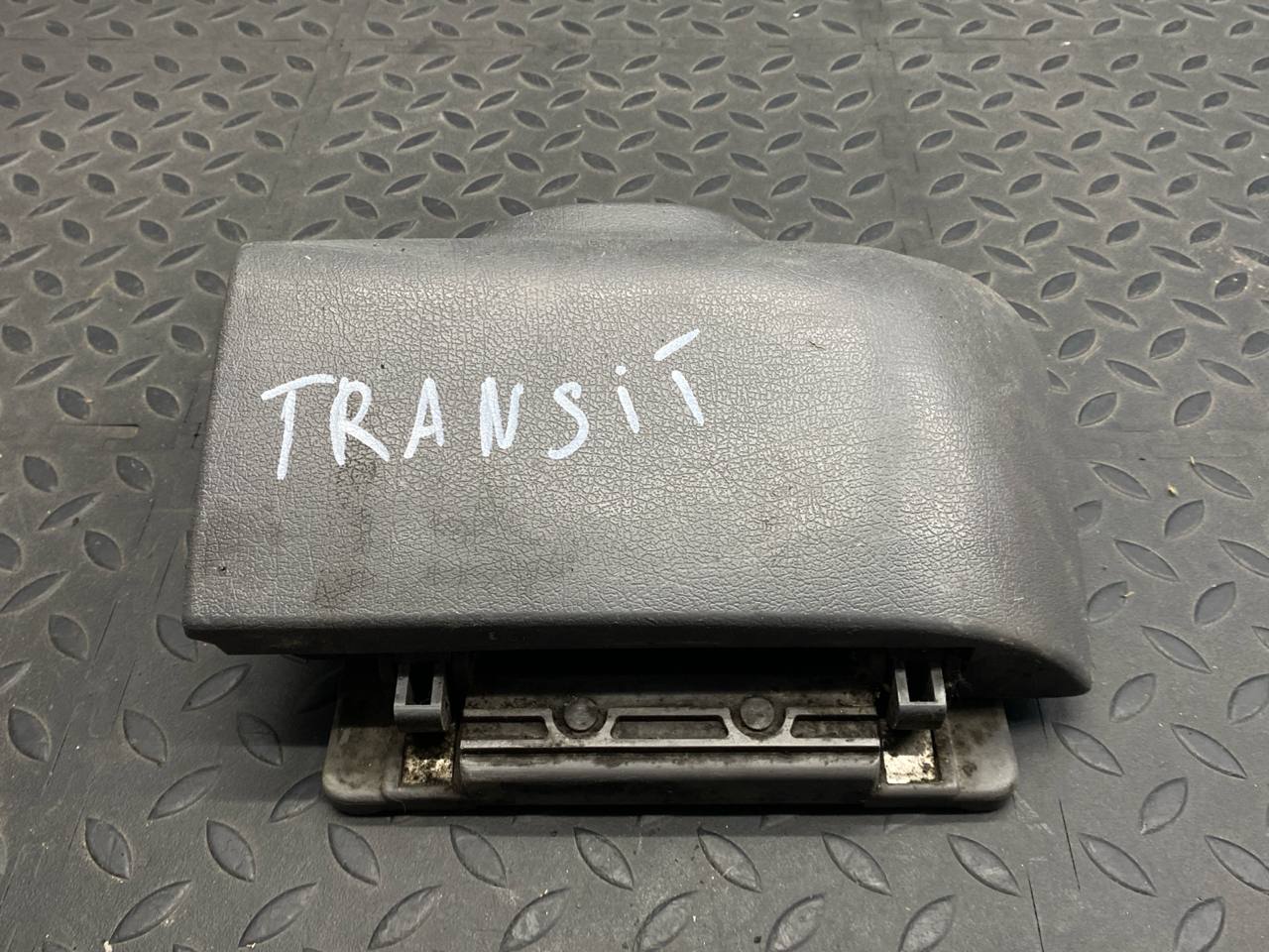 Подстаканник Ford Transit 2000-2006