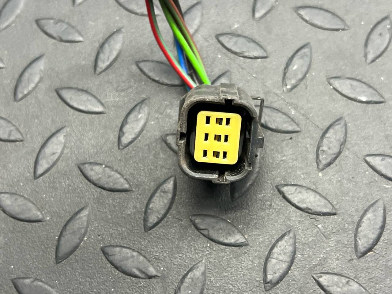 Разъем моторчика стеклоочистителя Land Rover Freelander 1998-2006