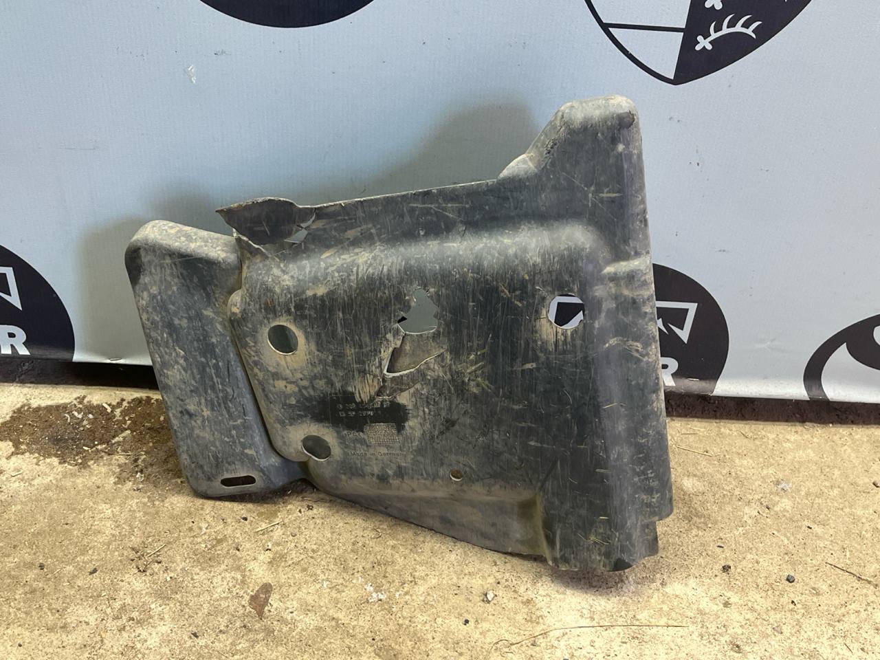 Защита антигравийная Mercedes C/W202 1993-2001