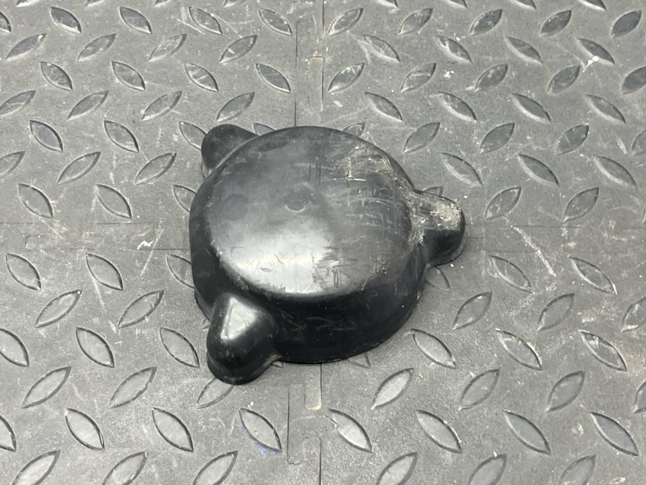 Пыльник гайки амортизатора передний Mercedes M/W163 1997-2005