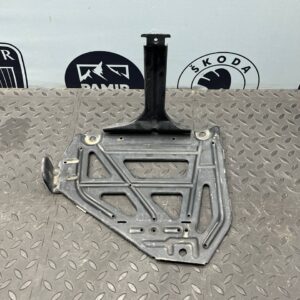 Крепление АКБ BMW 3/E46 1998-2007