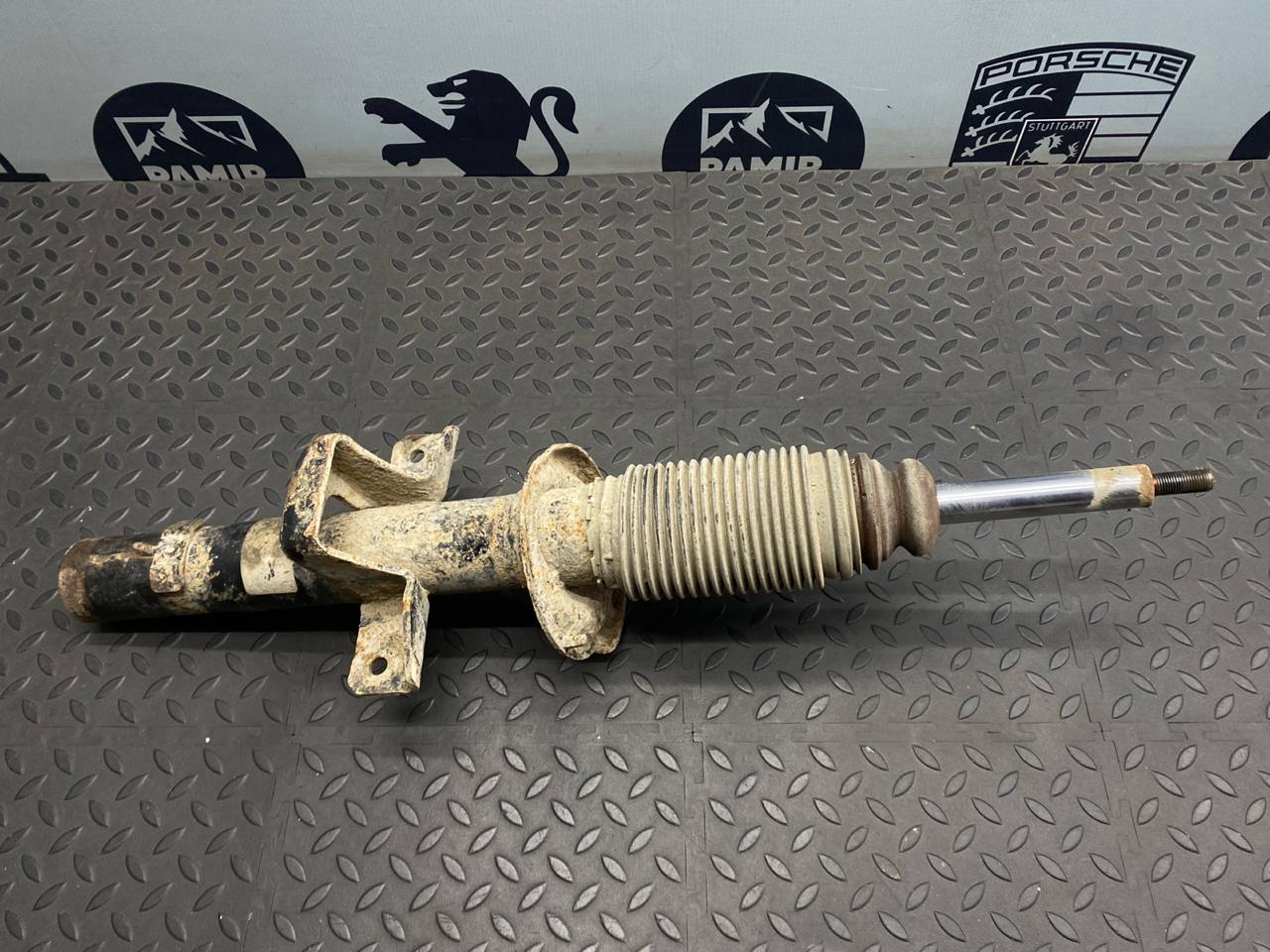 Амортизатор задний Ford Mondeo/3 2000-2007