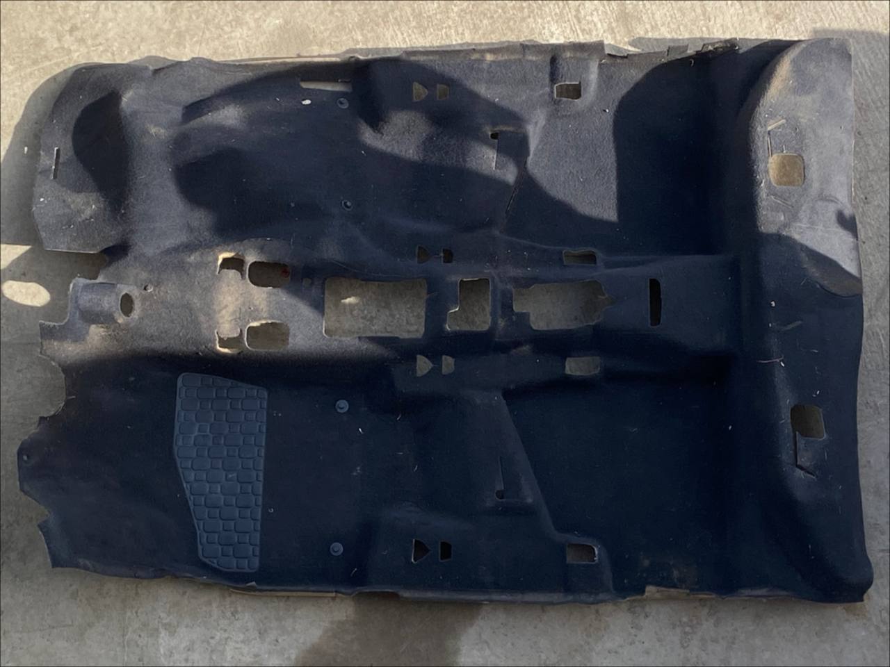 Обшивка пола (Ковролин) Opel Astra/H 2004-2014