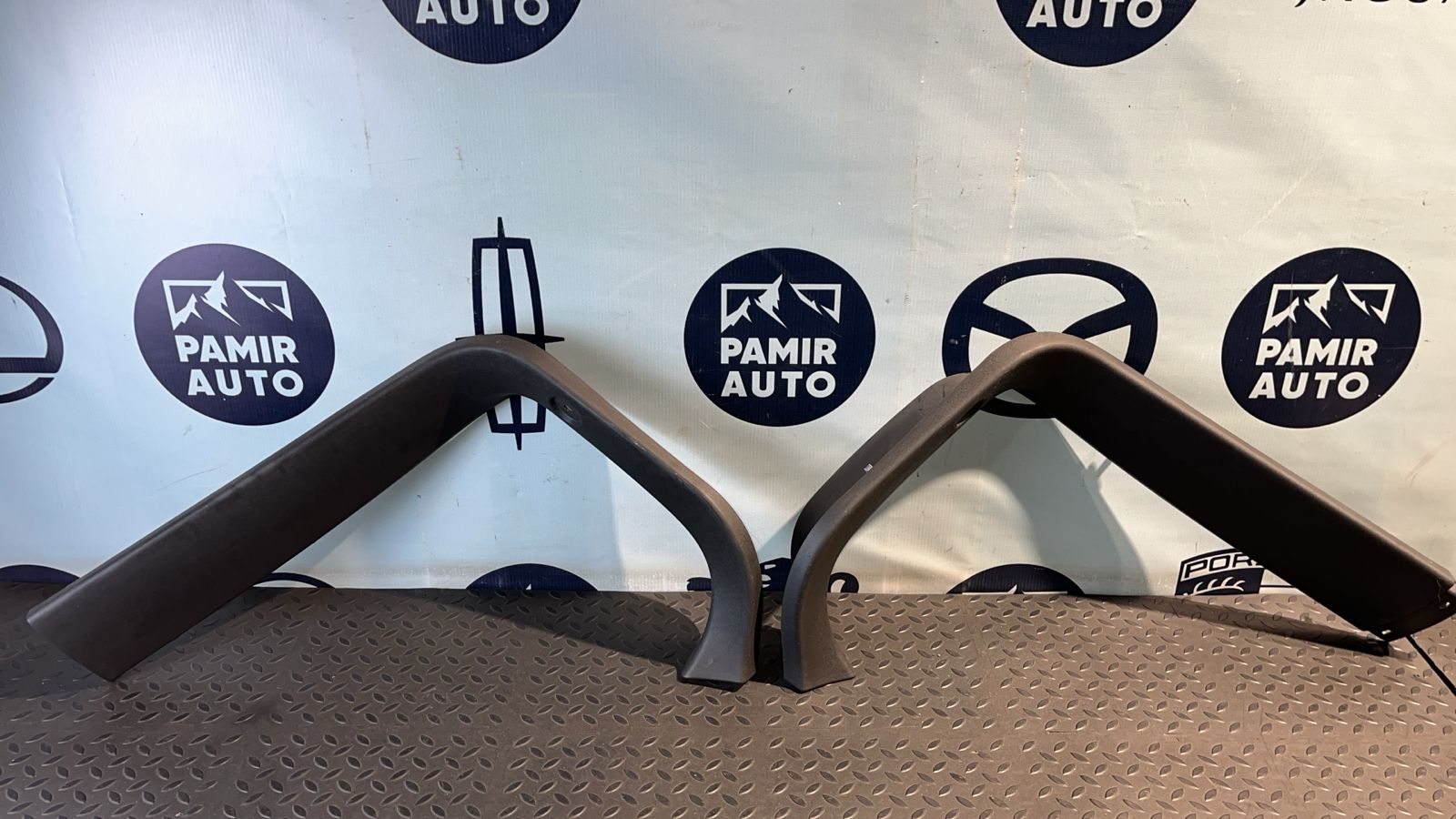 Обшивка двери багажника Opel Astra/H 2004-2014