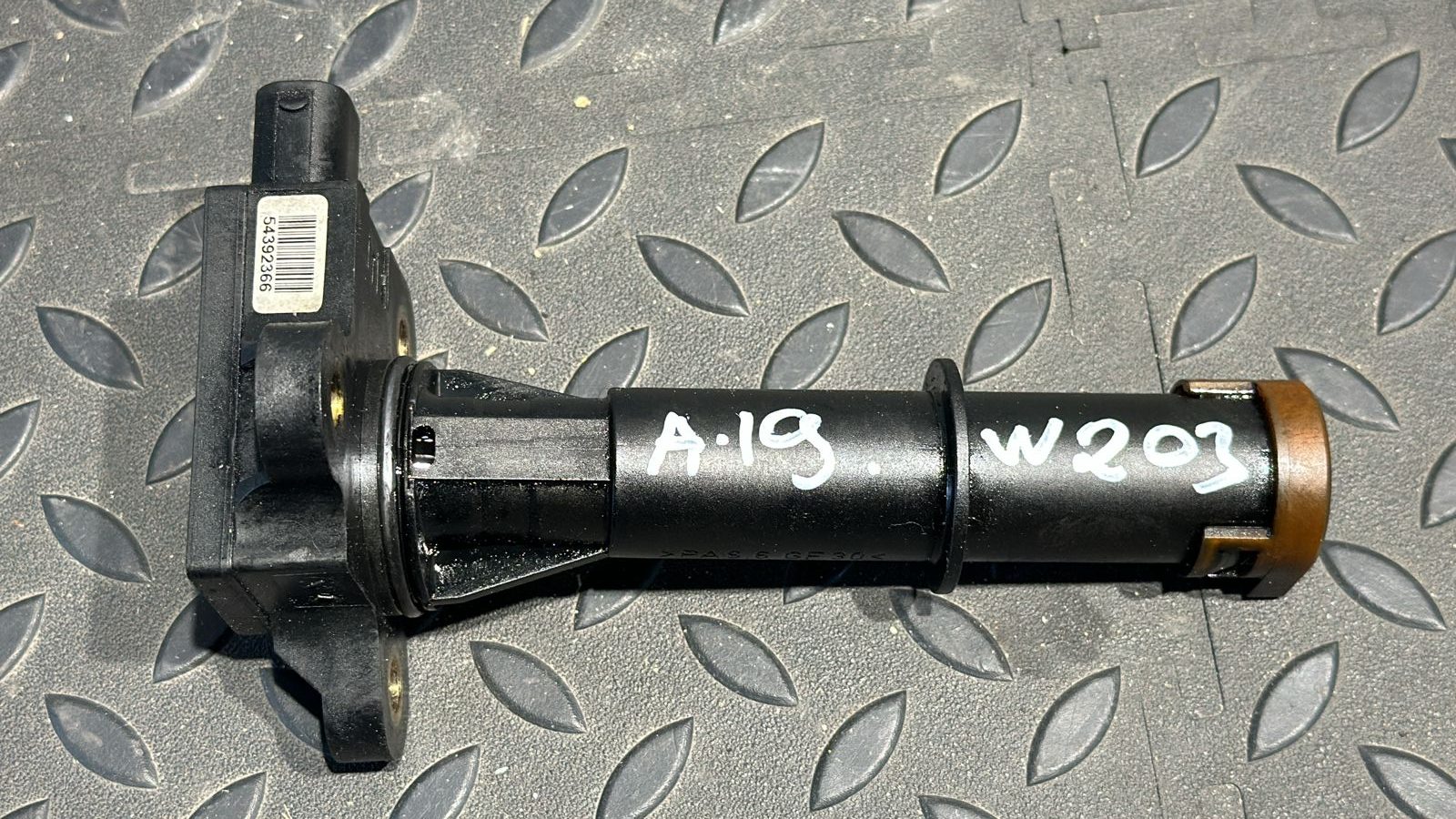 Датчик уровня масла Mercedes C/W203 2000-2008