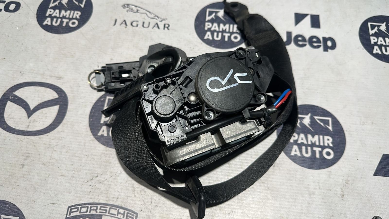 Ремень безопасности передний правый Mercedes E/W211 2002-2009