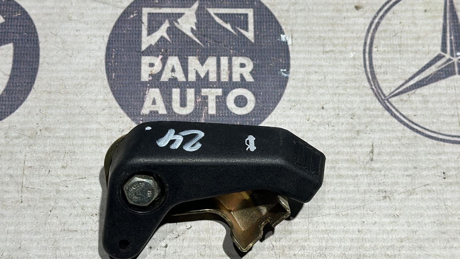 Ручка открывания капота Land Rover Freelander 1998-2006