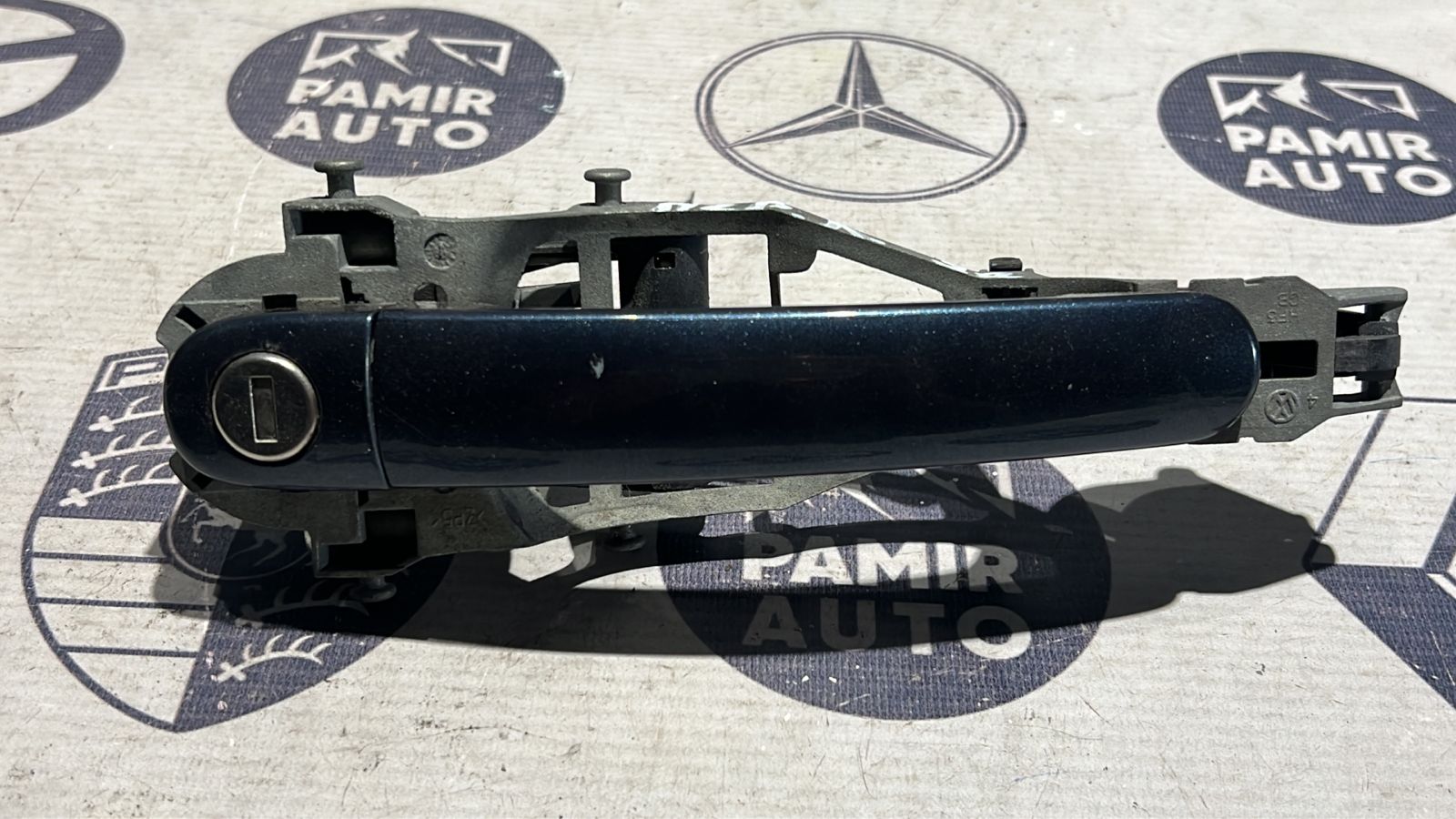 Ручка двери передняя левая Volkswagen Golf/5 2003-2009