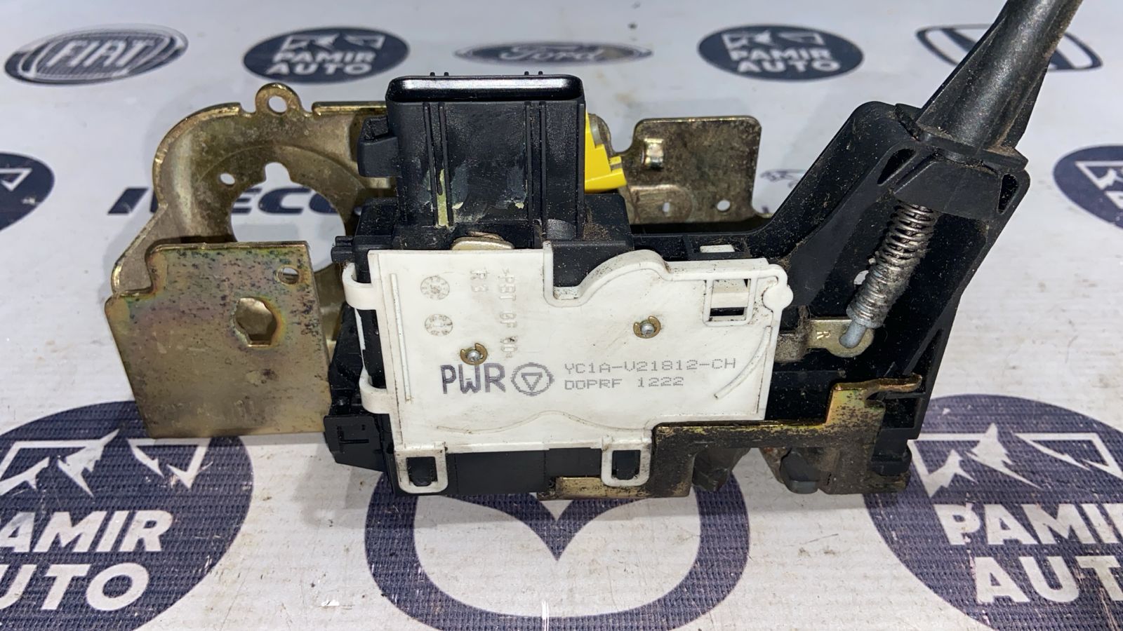 Замок двери передний правый Ford Transit 2000-2006